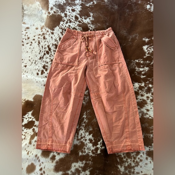Free People NEW To The Extreme Barrel Pants - Picture 2 of 3